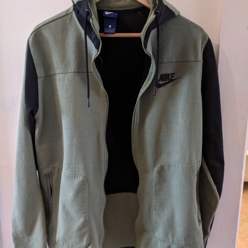 Nike Zip-Up